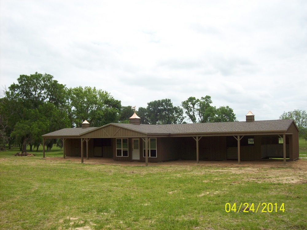 10' portable horse barns & shedrow barns deer creek