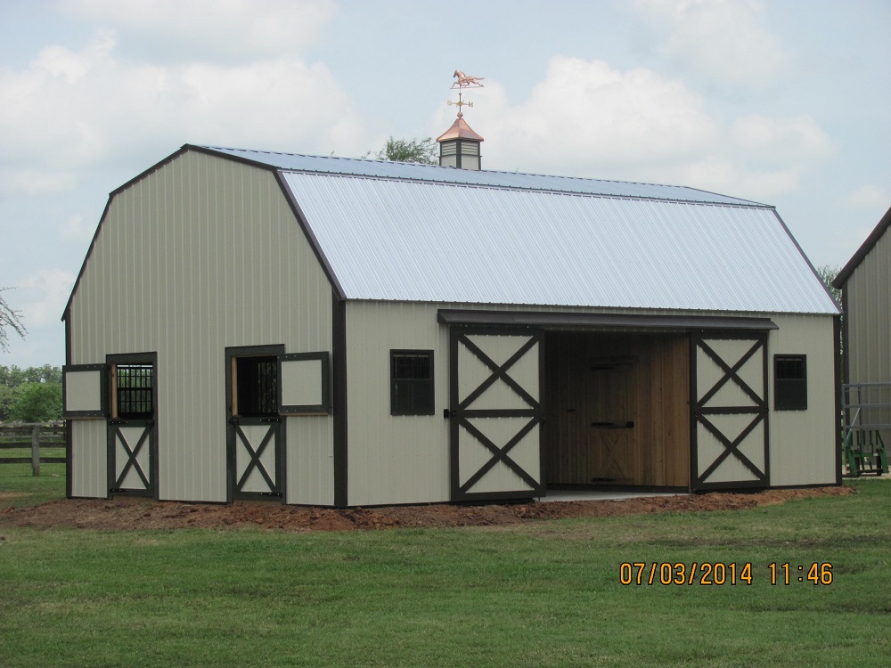 10' Portable Horse Barns &amp; Shedrow Barns Deer Creek 