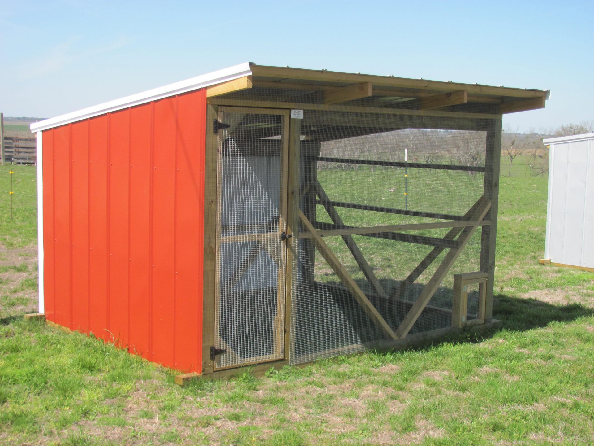 Prefab and Custom Chicken Coops for Sale in Texas