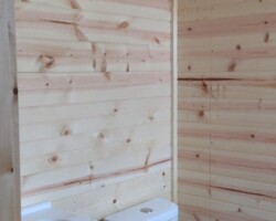 Cabin bathroom