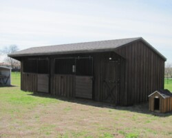 shedrow horse barn with overhang