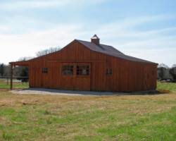Texas-built aisle barn