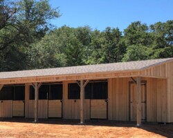 shedrow horse barn